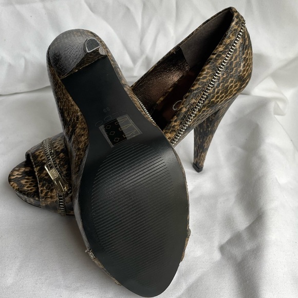 Aldo Snake Print Platform Heels BNIB SZ 8.5 (39) - Picture 6 of 12
